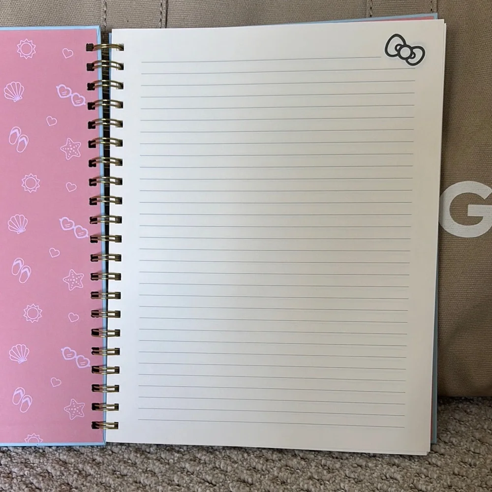 Hello Kitty Notebook - Picture 2 of 2